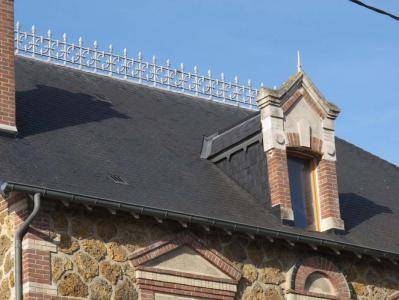 Pose de couverture en ardoises